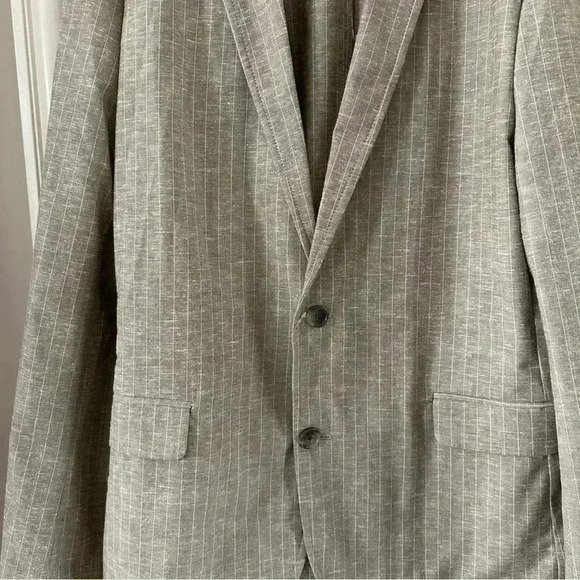 ASOS Pinstripe Slim Fit Light Grey Sports Coat
Office Business Casual 40 Reg - Picture 4 of 8